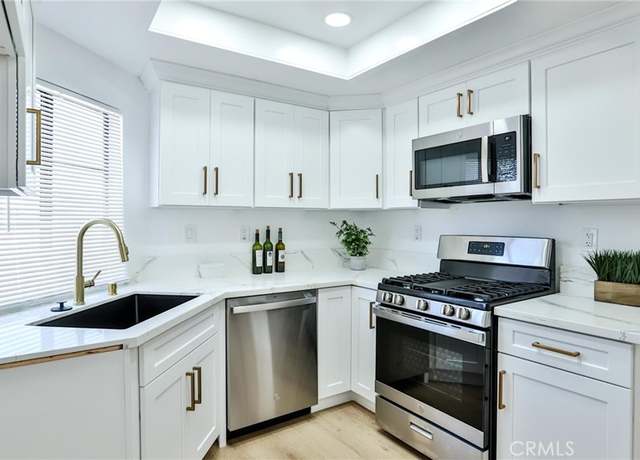 Property at 8810 Hewitt Pl #2, Garden Grove, CA 92844, 2 beds, 2.5 baths