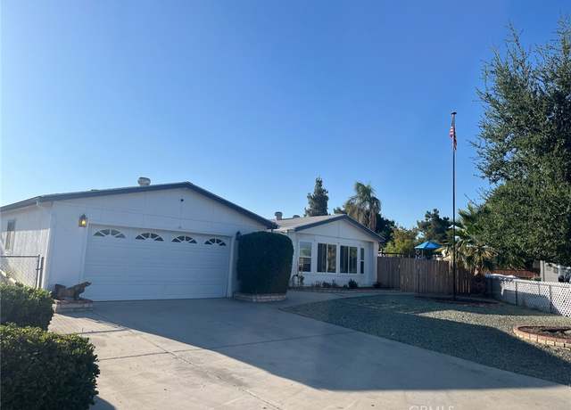 Property at 44621 Grovewood Cir, Hemet, CA 92544, 2 beds, 2 baths