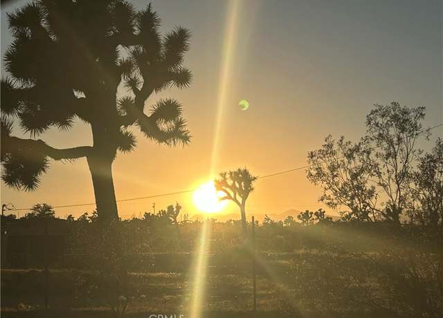 Property at 63737 Gibson Rd, Joshua Tree, CA 92252, 1 bed, 1 bath