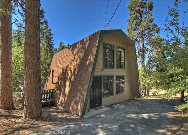 Property at 2880 Loma Dr, Running Springs Area, CA 92382, 2 beds, 1 bath