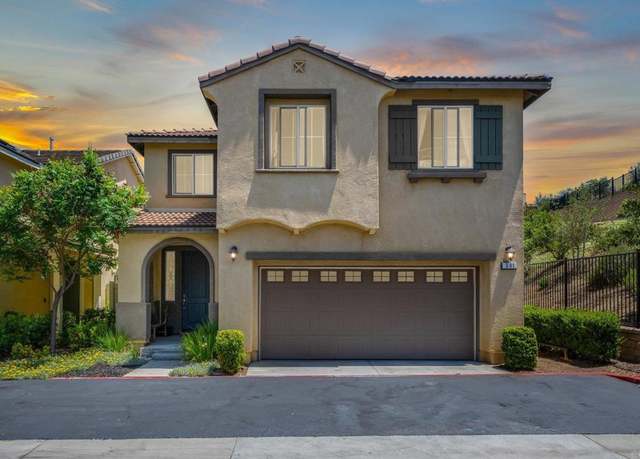 Property at 341 Dun Blazer Way, Fallbrook, CA 92028, 4 beds, 2.5 baths