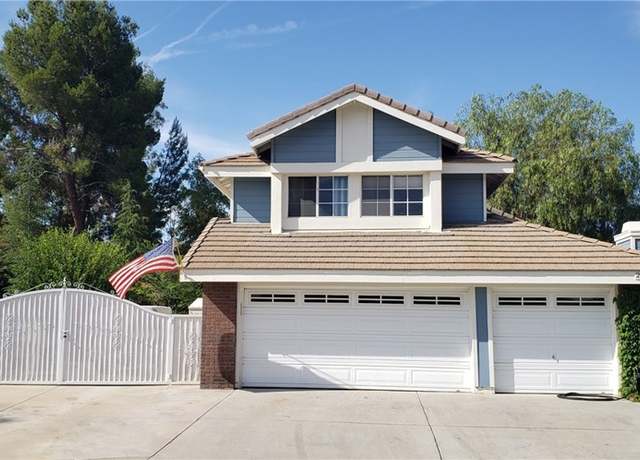 Property at 22000 Jodi Pl, Saugus, CA 91350, 4 beds, 3 baths