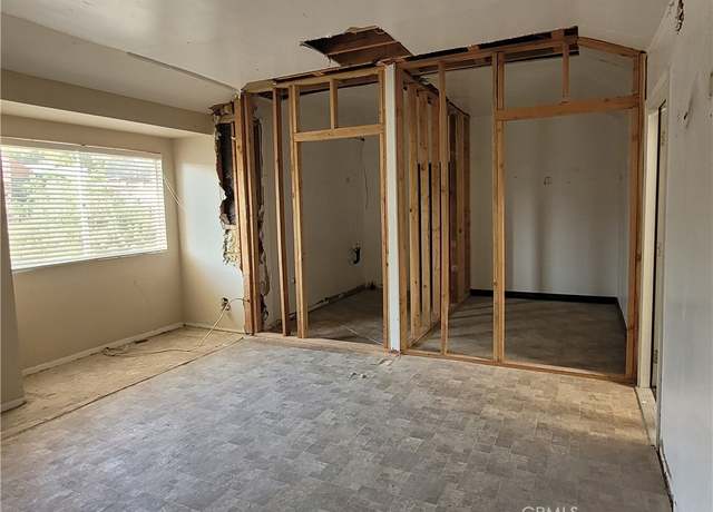 Property at 26196 Mountain Ranch Rd, Moreno Valley, CA 92555, 4 beds, 2.5 baths