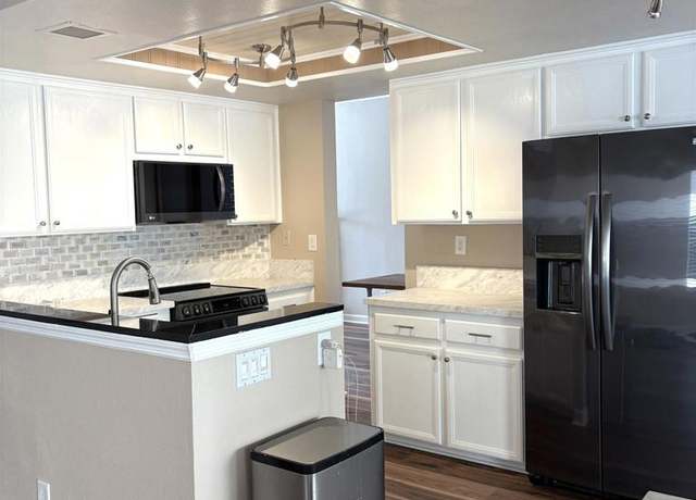 Property at 8754 Park Run Rd, San Diego, CA 92129, 3 beds, 2.5 baths