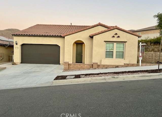 Property at 24280 Crestley Dr, Corona, CA 92883, 2 beds, 2 baths
