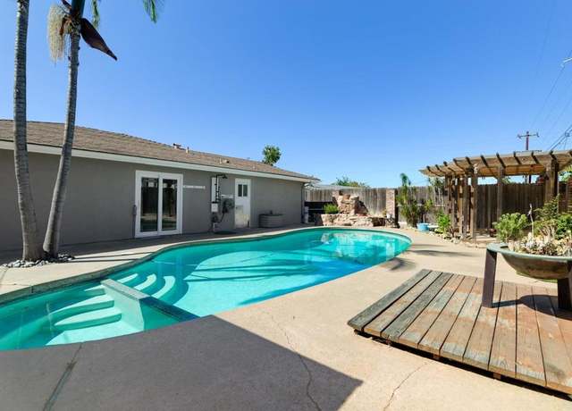 Property at 1206 Old Stage Rd, Fallbrook, CA 92028, 3 beds, 2 baths