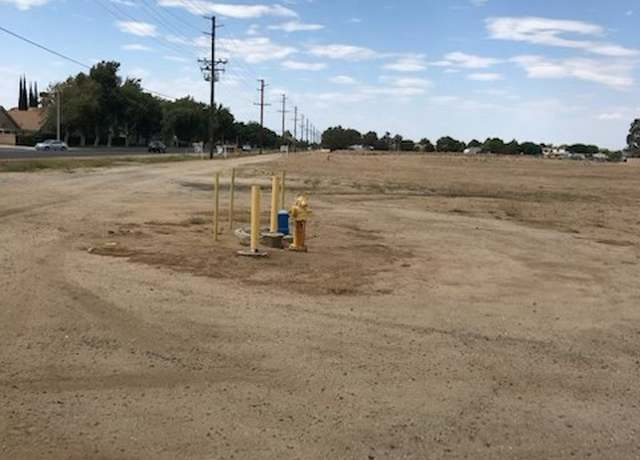 Property at 39860 30th St W, Palmdale, CA 93551