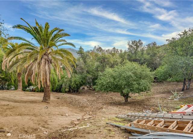 Property at 8455 McGroarty St, Sunland, CA 91040, 1 bed, 1 bath