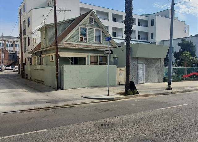 Property at 620 Pacific Ave, Long Beach, CA 90802, 5 beds, 3 baths
