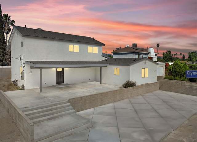 Property at 11062 Oneida Ave, San Fernando, CA 91340, 3 beds, 1.5 baths