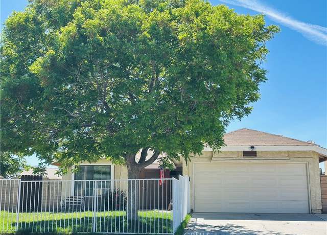 Property at 36913 Tobira Dr, Palmdale, CA 93550, 3 beds, 2 baths