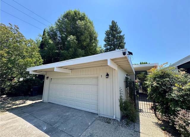 Property at 1 Paddle Ct, Sacramento, CA 95833, 2 beds, 2 baths