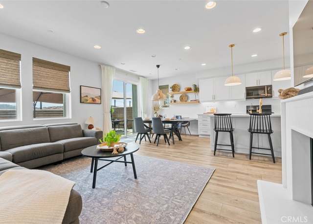 Property at 50 Fosco St, Rancho Mission Viejo, CA 92694, 4 beds, 3 baths
