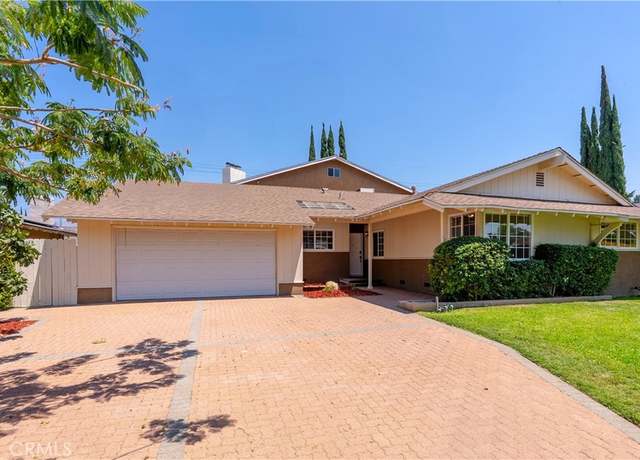 Property at 19945 Labrador St, Chatsworth, CA 91311, 5 beds, 4 baths