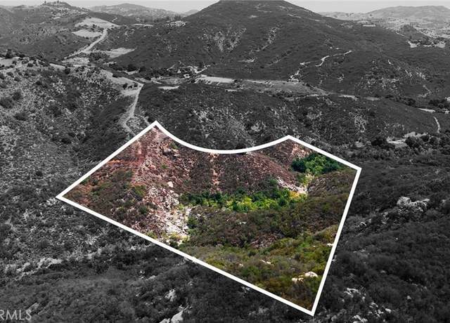 Property at 15 La Cresta Highlands Cir, Murrieta, CA 92562