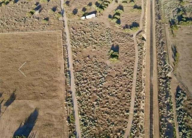 Property at 8729 Aster Rd, Oak Hills, CA 92344
