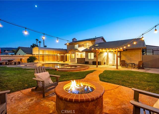 Property at 42300 Woodstone Ln, Lancaster, CA 93536, 5 beds, 3 baths