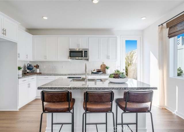 Property at 31602 Cobalite Dr, Winchester, CA 92596, 4 beds, 3 baths