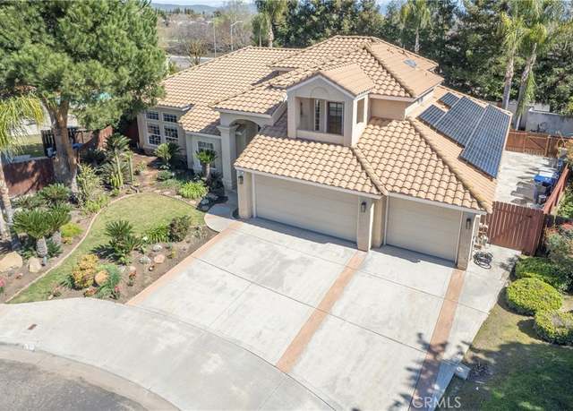 Property at 987 N Rogers Ave, Clovis, CA 93611, 3 beds, 2.5 baths