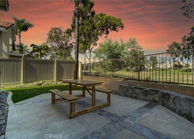 Property at 27 Via Floria, Rancho Santa Margarita, CA 92688, 3 beds, 2.5 baths