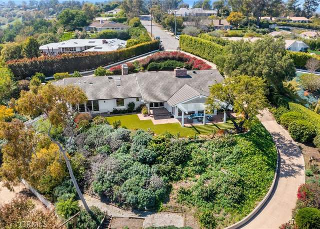 Property at 9 Maverick Ln, Rolling Hills, CA 90274, 3 beds, 4.5 baths