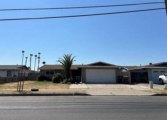 Property at 1621 E Mission Ave, Escondido, CA 92027, 4 beds, 2 baths