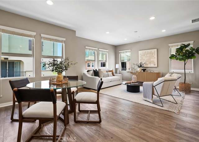 Property at 109 Alder Rdg, Lake Forest, CA 92610, 3 beds, 2.5 baths