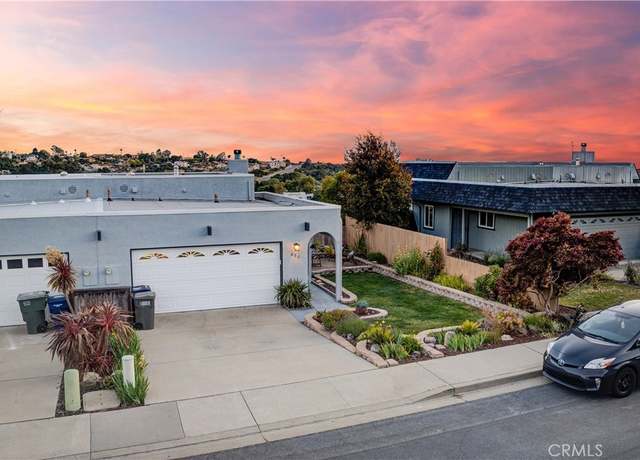 Property at 650 Vista Pacifica Cir, Pismo Beach, CA 93449, 2 beds, 2.5 baths