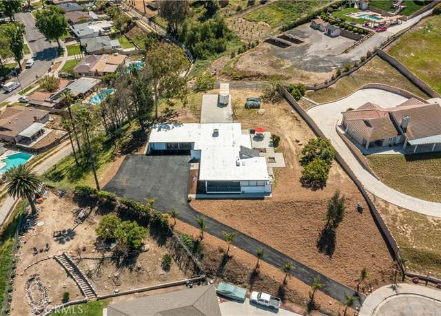 Property at 10220 Balmoral Ct, Riverside, CA 92503, 3 beds, 2 baths