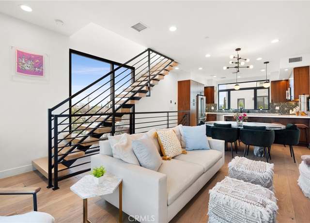 Property at 11300 Victory Blvd, North Hollywood, CA 91606, 3 beds, 3 baths