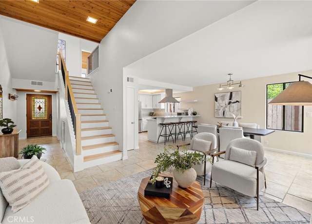 Property at 2317 Carnegie Ln Unit B, Redondo Beach, CA 90278, 3 beds, 2.5 baths