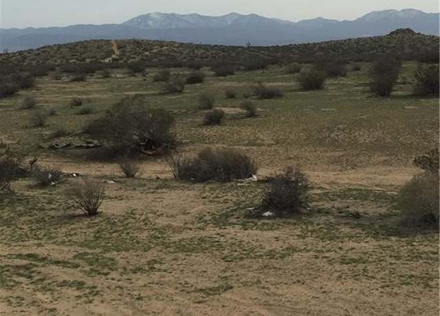 Property at 235 E Avenue Q, Palmdale, CA 93550