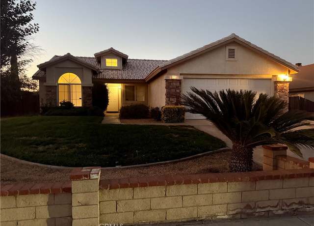 Property at 14106 Dartmouth St, Hesperia, CA 92344, 3 beds, 2 baths