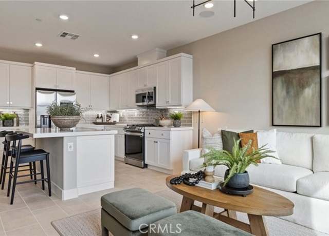 Property at 322 Fawn St, Rancho Mission Viejo, CA 92694, 2 beds, 2 baths