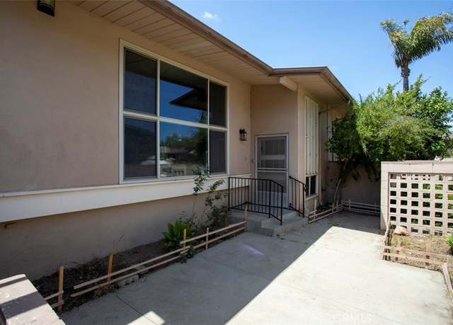 Property at 715 S Bradley Rd #14, Santa Maria, CA 93454, 3 beds, 1.5 baths