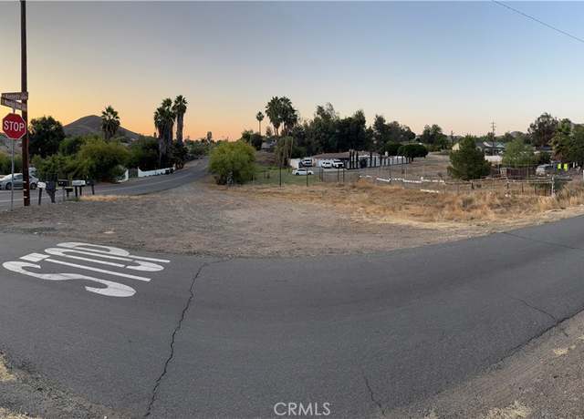 Property at 78 Kennedy Ln, Quail Valley, CA 92587