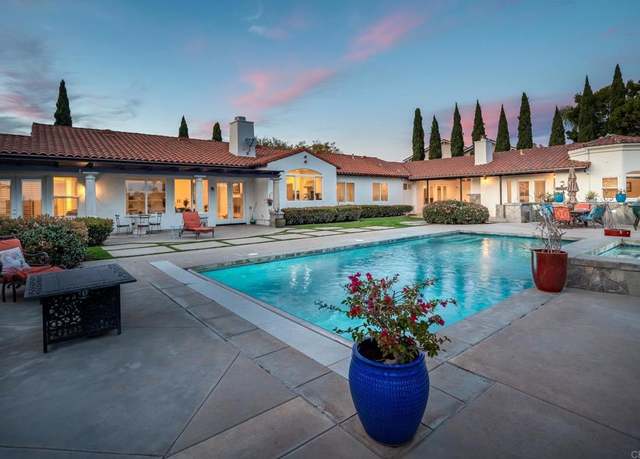 Property at 7992 Paseo Esmerado, Carlsbad, CA 92009, 5 beds, 6.5 baths