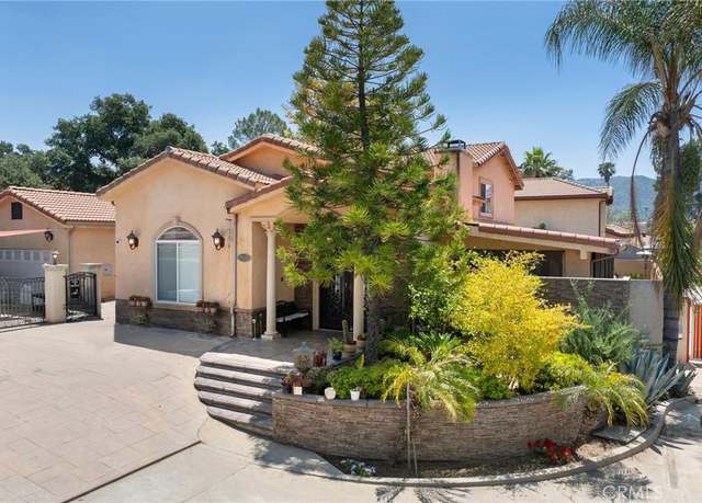 Property at 10610 Oak Tree Way, Sunland, CA 91040, 5 beds, 4.5 baths