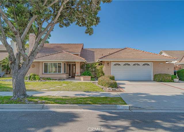 Property at 2211 Rhonda St, Oxnard, CA 93036, 3 beds, 3 baths