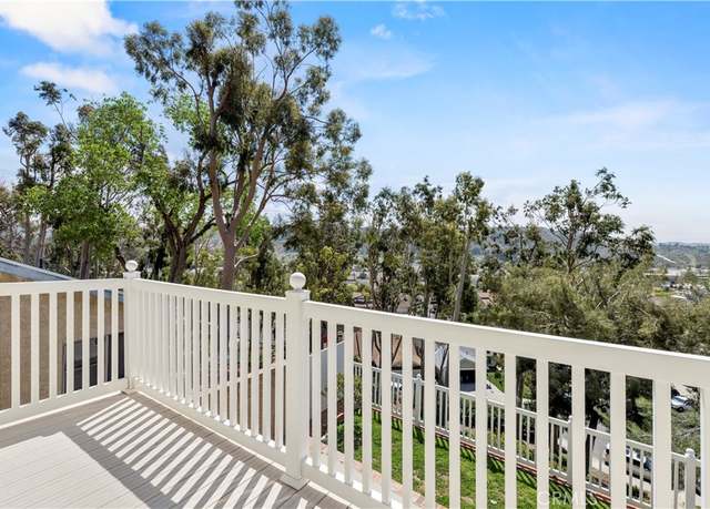 Property at 21906 Peppercorn Dr, Saugus, CA 91350, 3 beds, 3 baths