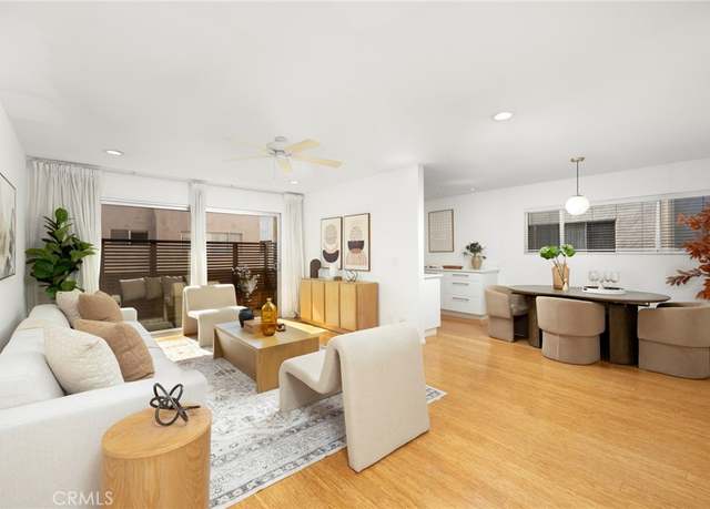 Property at 358 S Gramercy Pl #306, Los Angeles, CA 90020, 2 beds, 2 baths