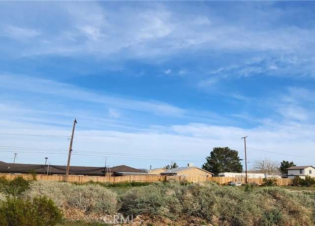 Property at 938 Porter St, Ridgecrest, CA 93555