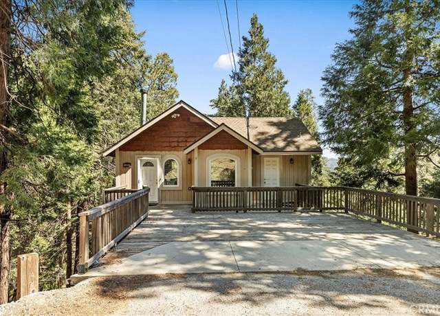 Property at 1053 Lausanne Dr, Crestline, CA 92325, 3 beds, 2.5 baths
