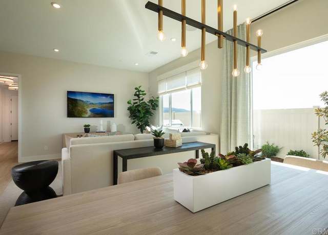 Property at 1685 Avenida Tealing #2, Chula Vista, CA 91913, 2 beds, 2 baths