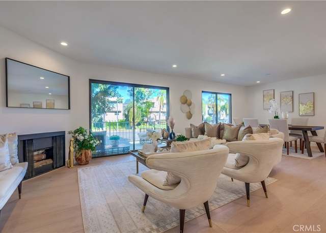 Property at 17230 Chatsworth St #1, Granada Hills, CA 91344, 2 beds, 2.5 baths