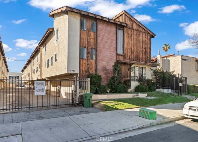 Property at 8933 Willis Ave #13, Panorama City, CA 91402, 2 beds, 2.5 baths