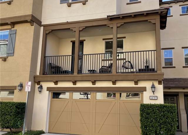 Property at 26707 Lexington Ln, Saugus, CA 91350, 5 beds, 4 baths