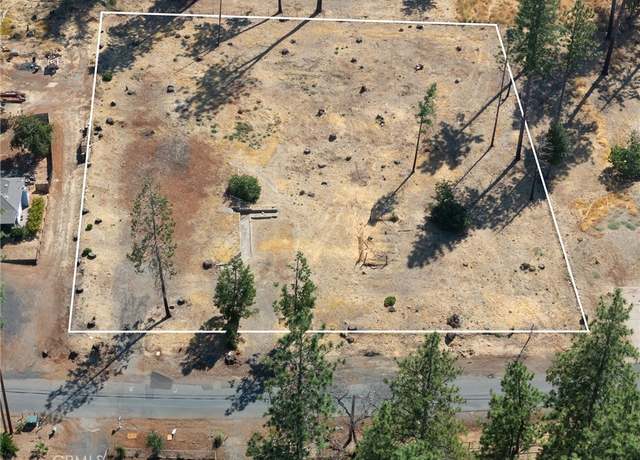 Property at 538 Castle Dr, Paradise, CA 95969