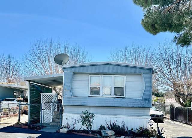 Property at 37311 47th St E #204, Palmdale, CA 93552, 2 beds, 1 bath