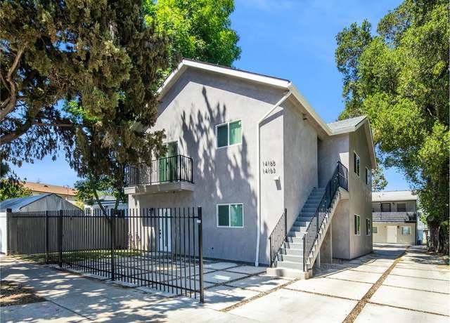 Property at 14161 Friar St, Van Nuys, CA 91401, 10 beds, 8 baths